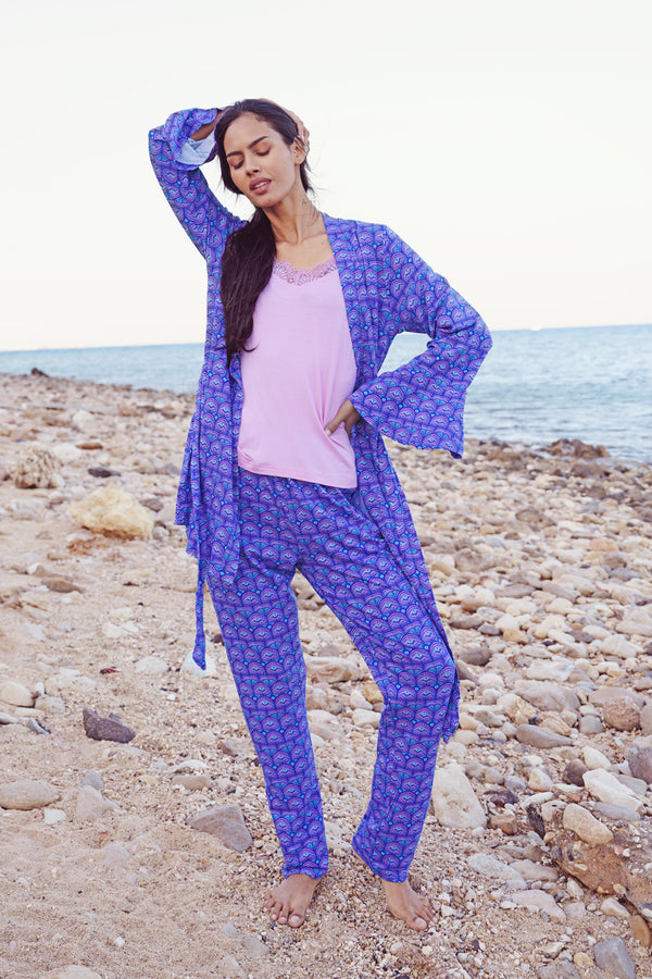 S25 J&A Curves 8171 Pyjama & Robe